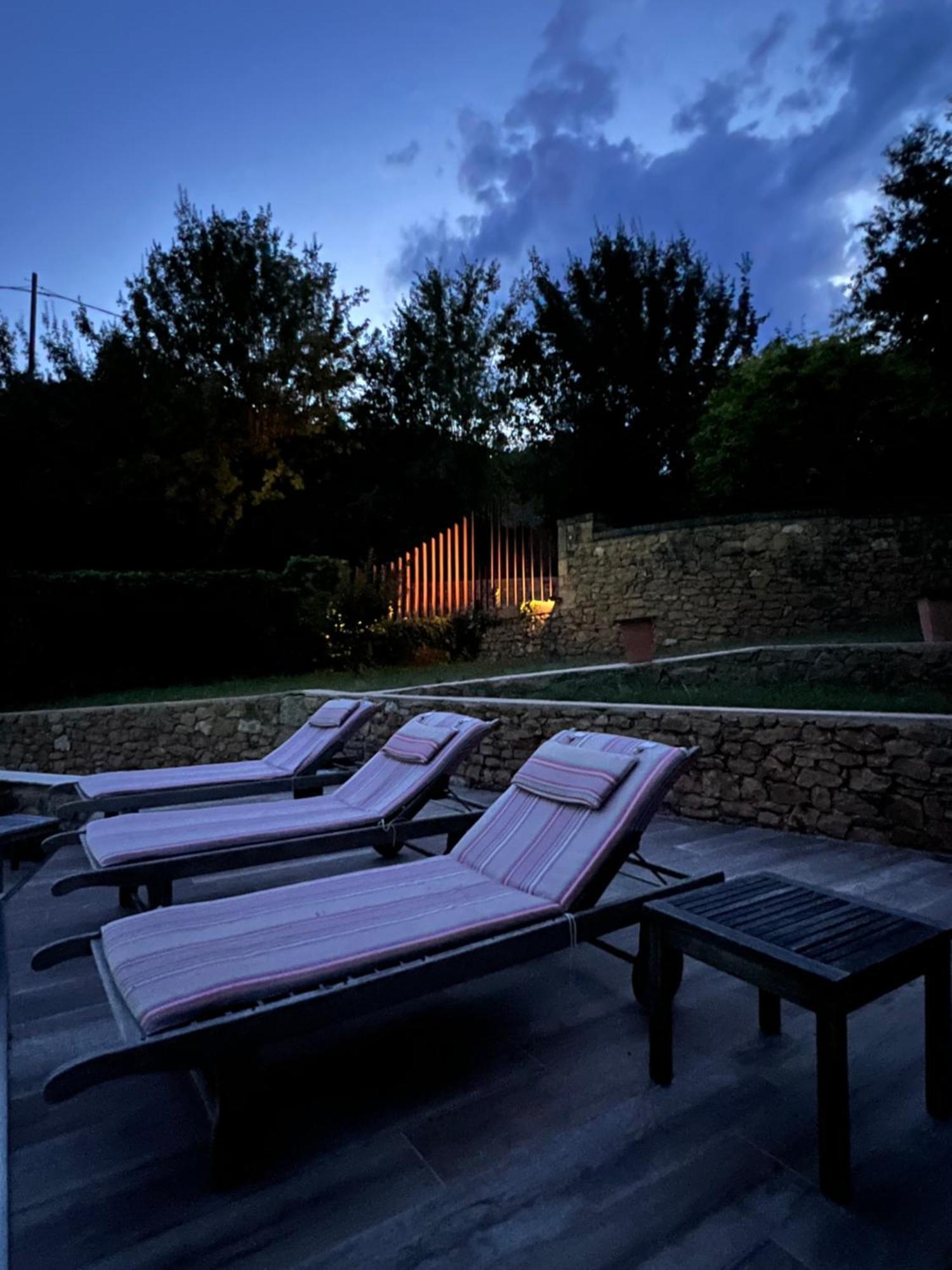 Gite Du Manoir Le Roc Couze-et-Saint-Front Buitenkant foto